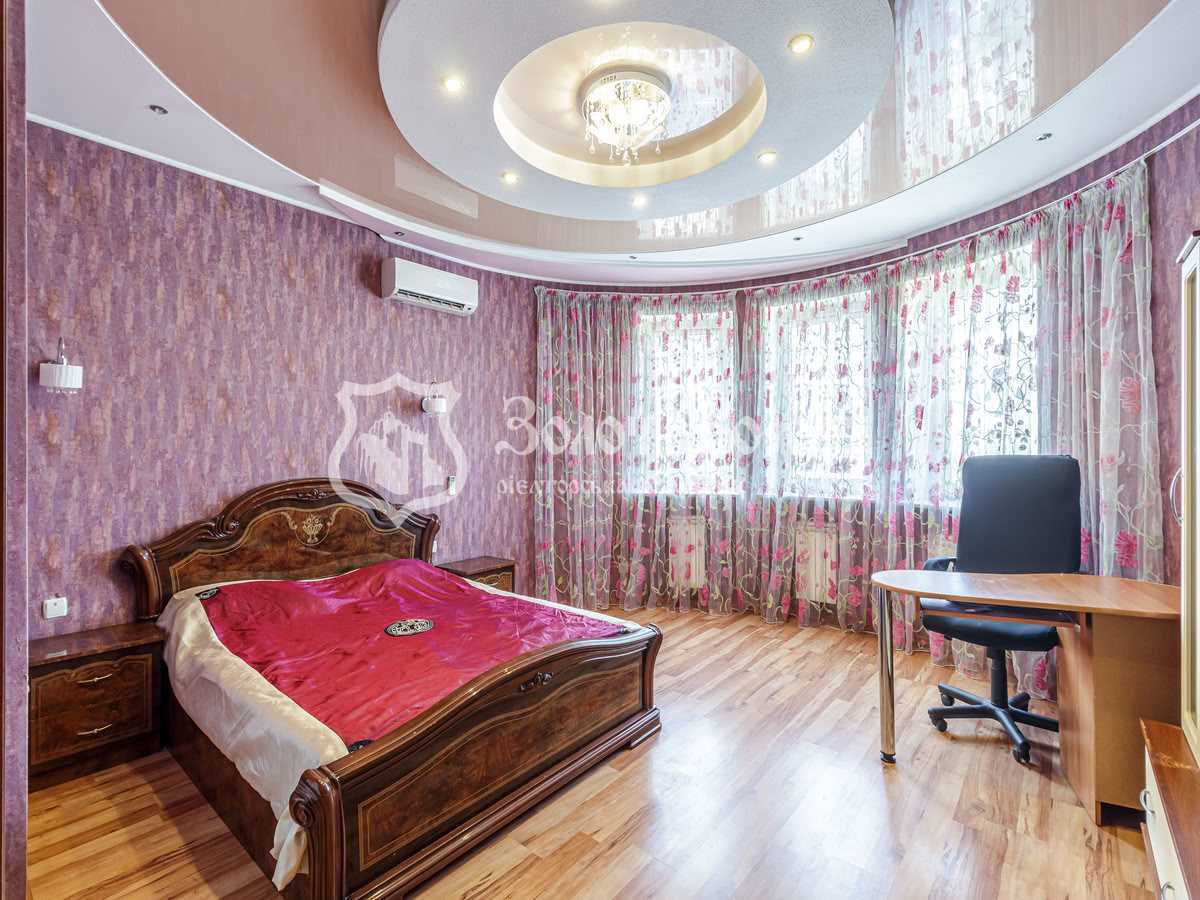 Продажа 3-комнатной квартиры 118 м², Анны Ахматовой ул., 13Д