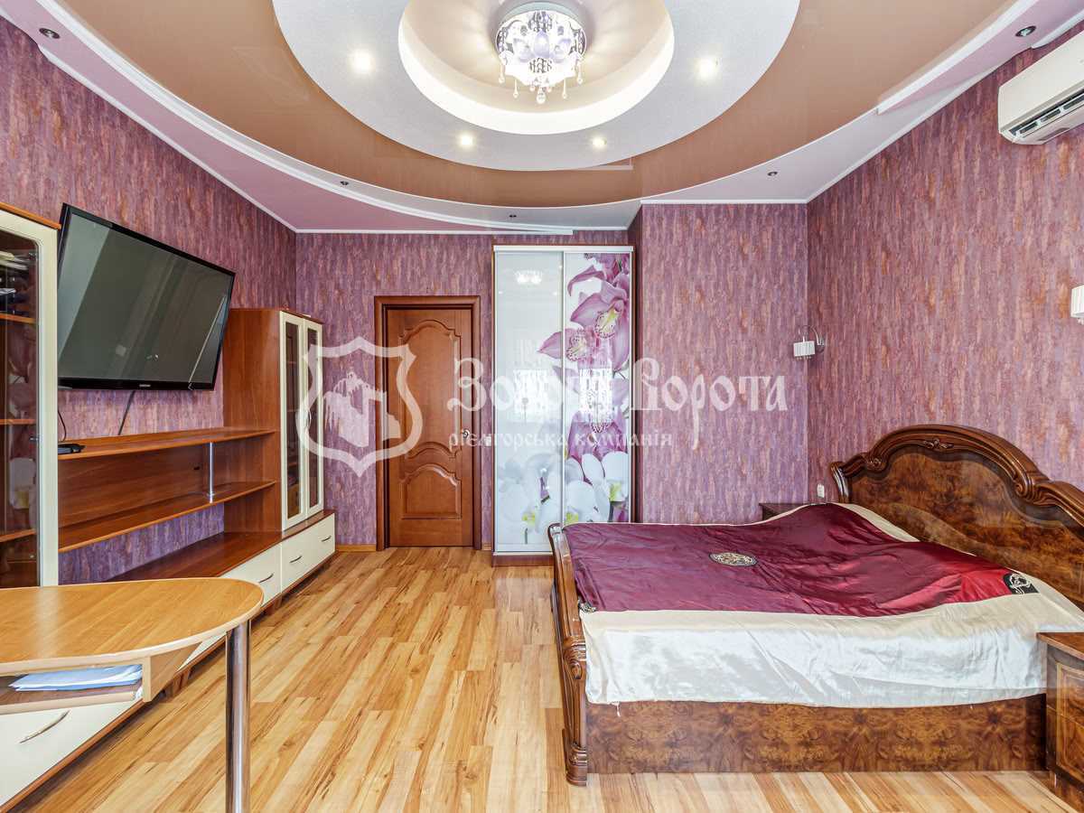 Продажа 3-комнатной квартиры 118 м², Анны Ахматовой ул., 13Д