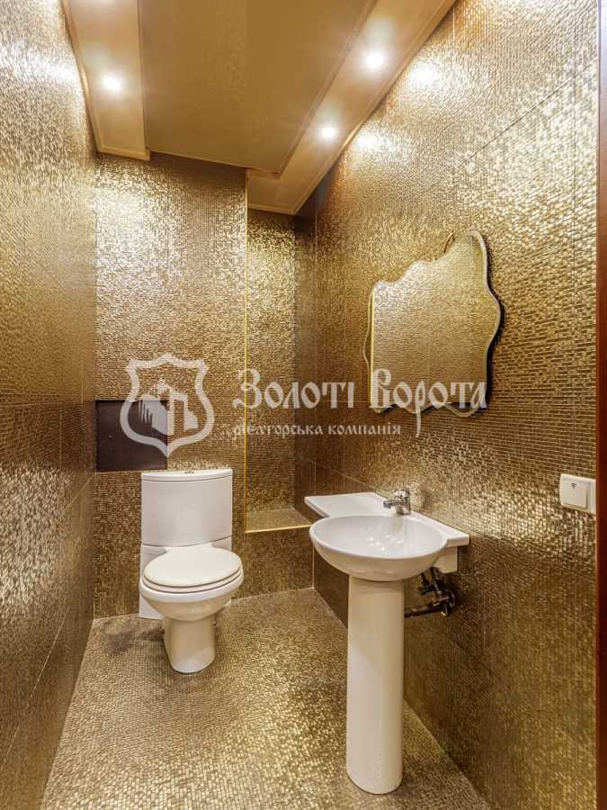 Продажа 3-комнатной квартиры 118 м², Анны Ахматовой ул., 13Д