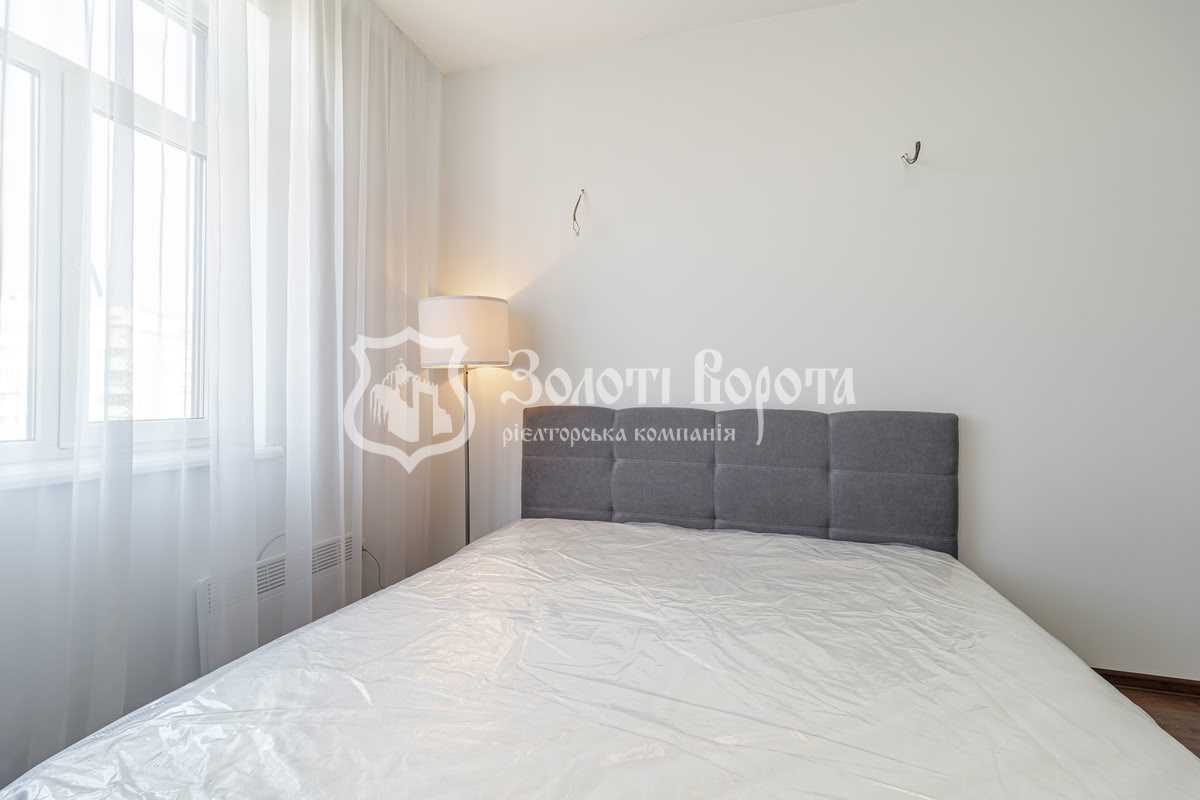 Продаж 2-кімнатної квартири 45 м², Покровська вул., 24А