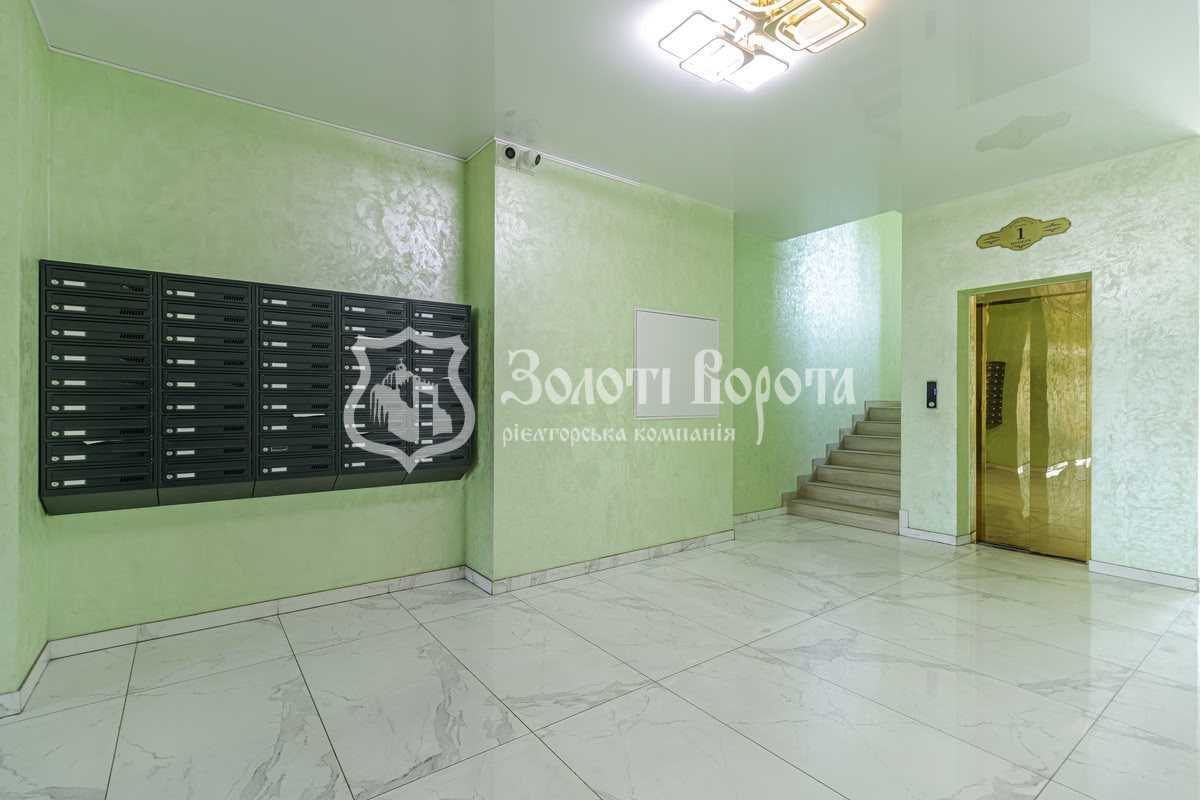 Продаж 2-кімнатної квартири 45 м², Покровська вул., 24А