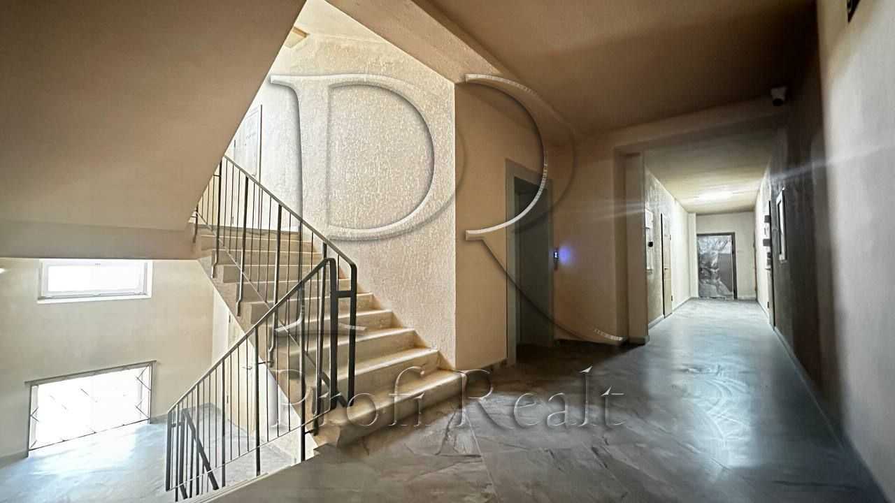 Продаж 3-кімнатної квартири 78 м², Героїв Небесної Сотні просп., 14/1