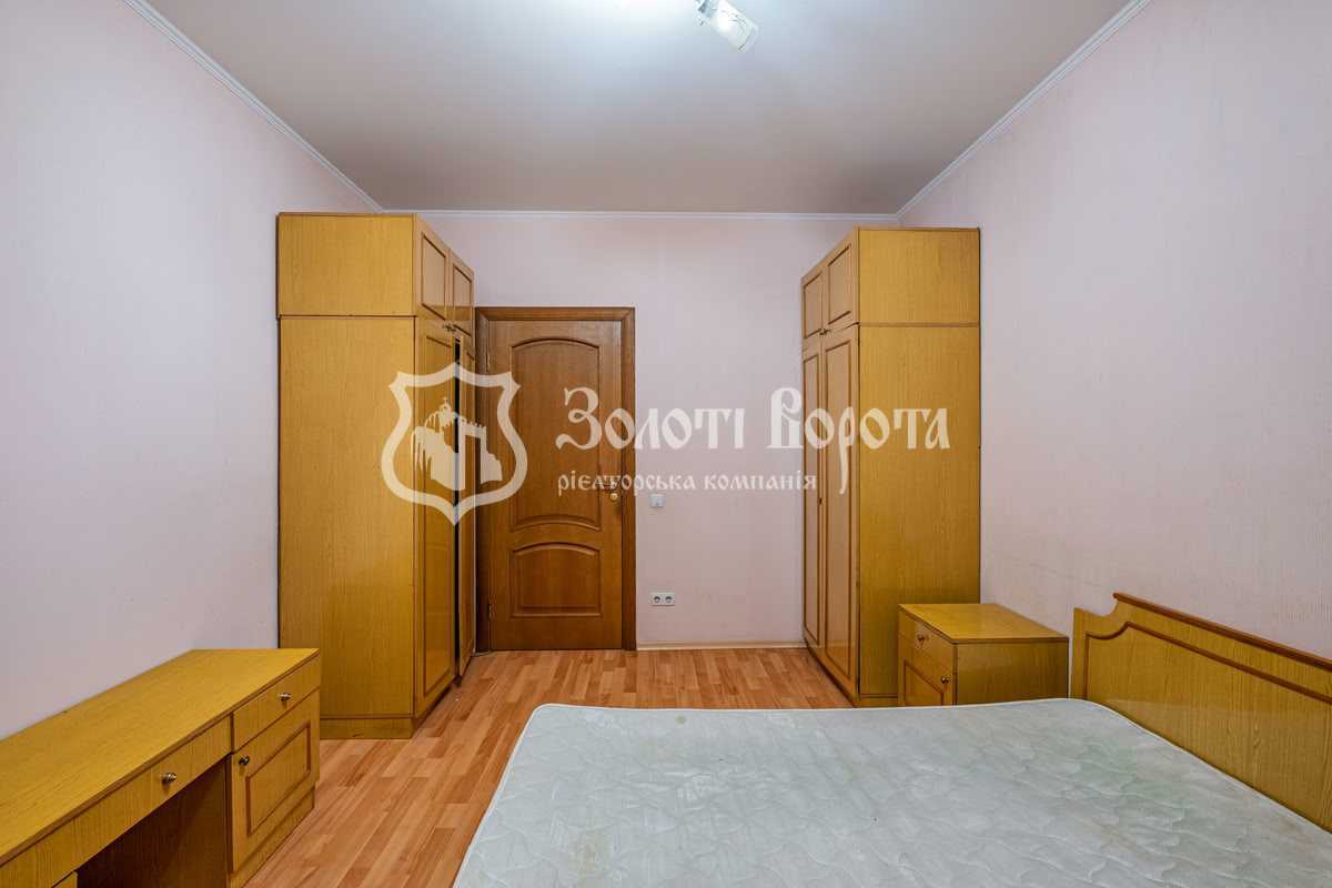 Продажа 2-комнатной квартиры 56 м², Анны Ахматовой ул., 19