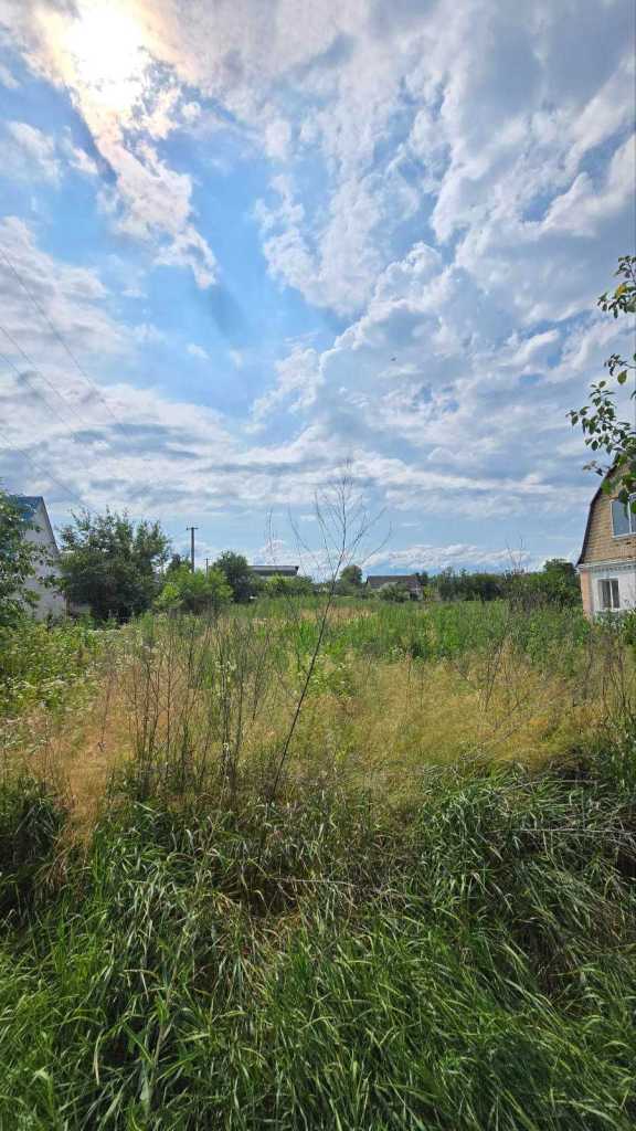 Продаж ділянки під індивідуальне житлове будівництво 6.41 соток, с.Червоне