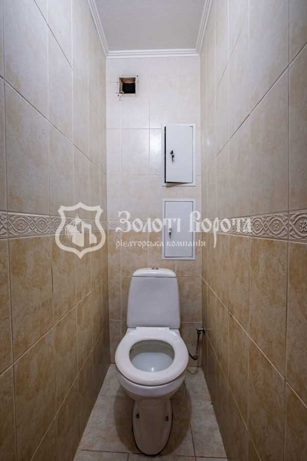 Продажа 3-комнатной квартиры 70.5 м², Оболонская пл., 3