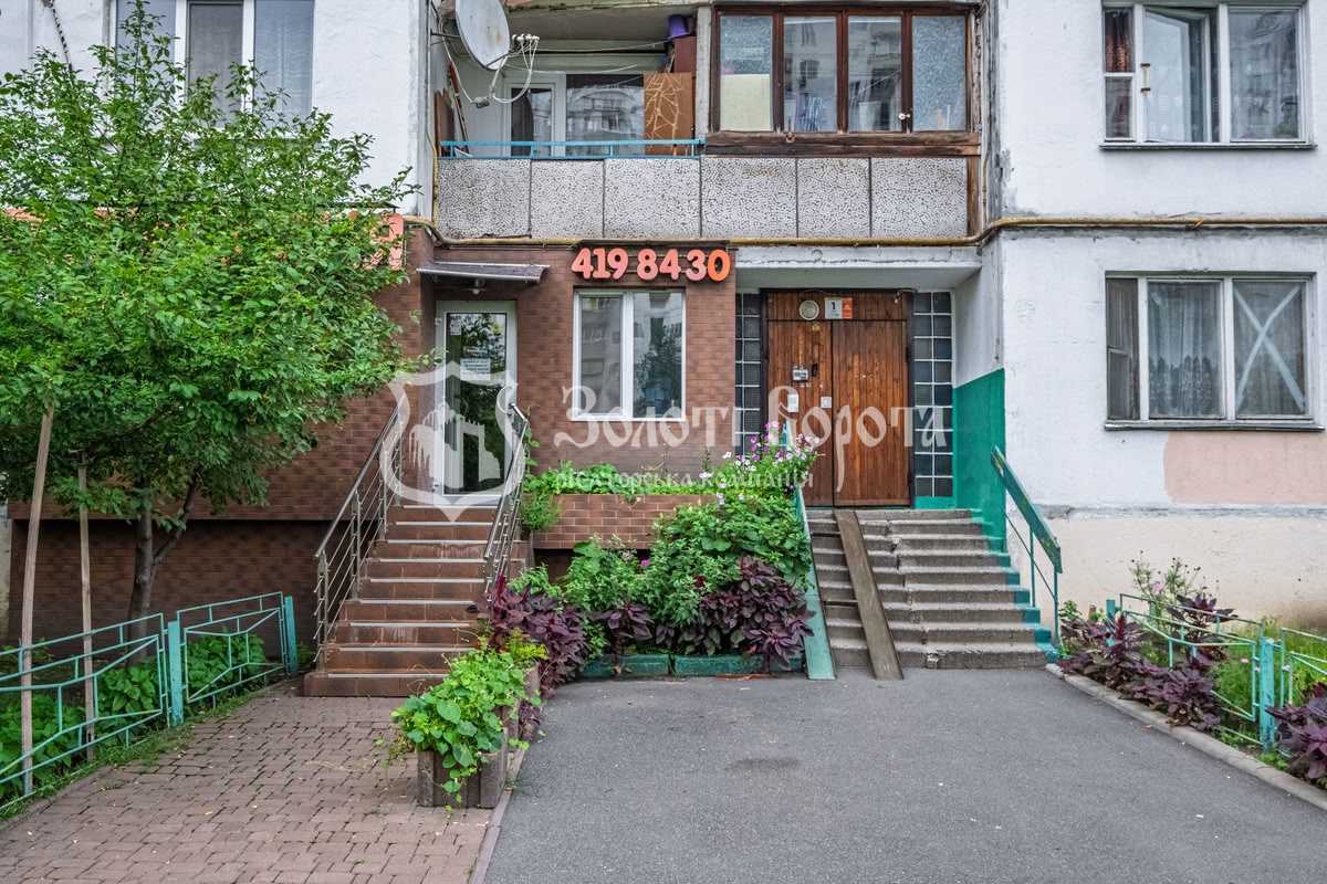 Продажа 3-комнатной квартиры 70.5 м², Оболонская пл., 3