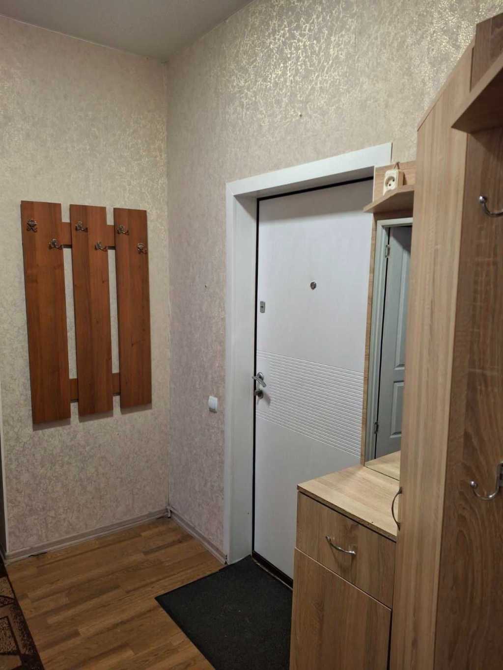 Продаж 2-кімнатної квартири 67.3 м², Декабристів вул., 151