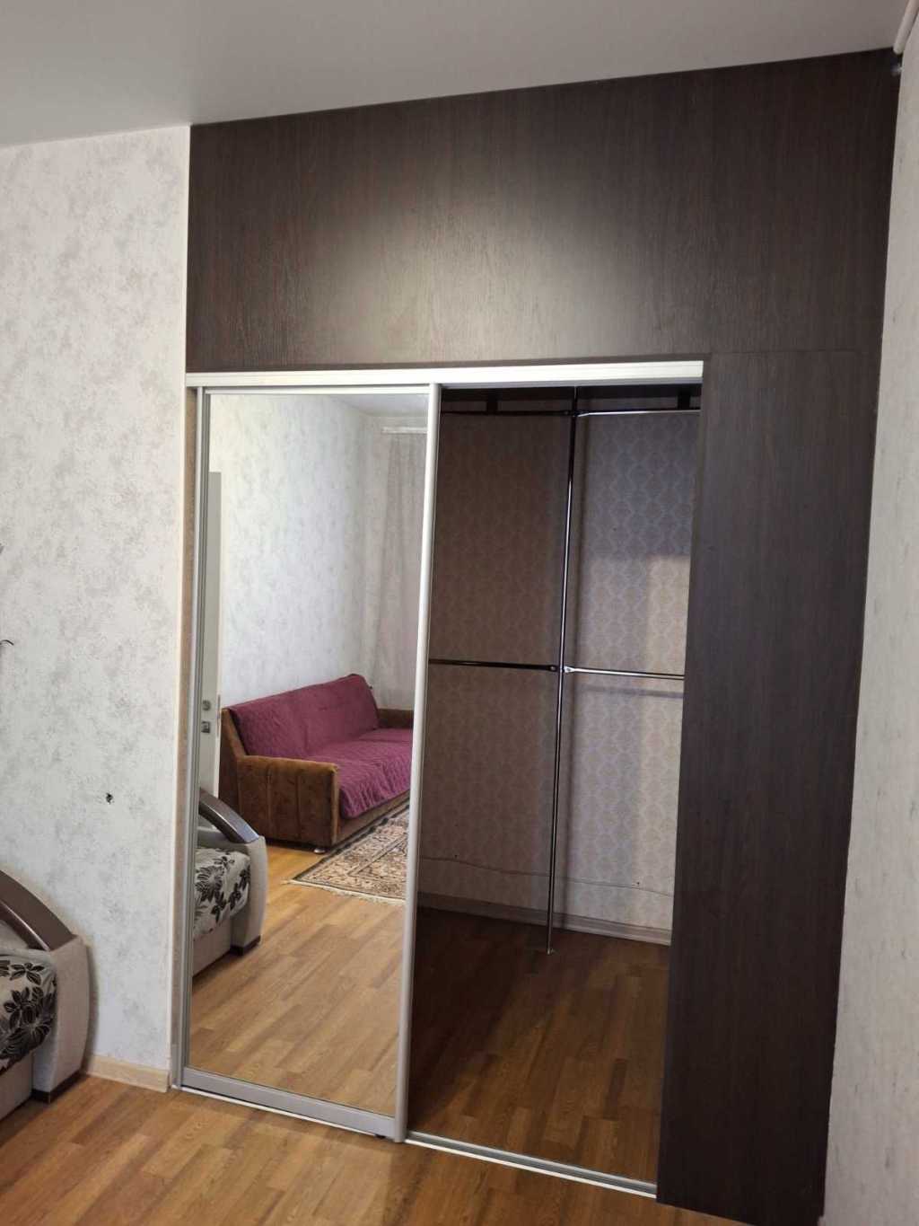 Продаж 2-кімнатної квартири 67.3 м², Декабристів вул., 151