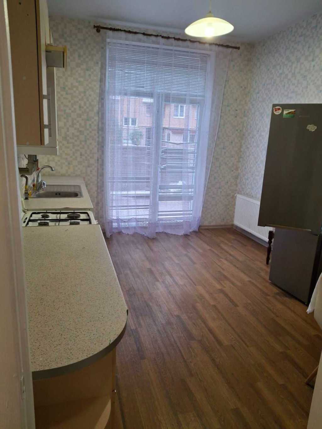 Продаж 2-кімнатної квартири 67.3 м², Декабристів вул., 151