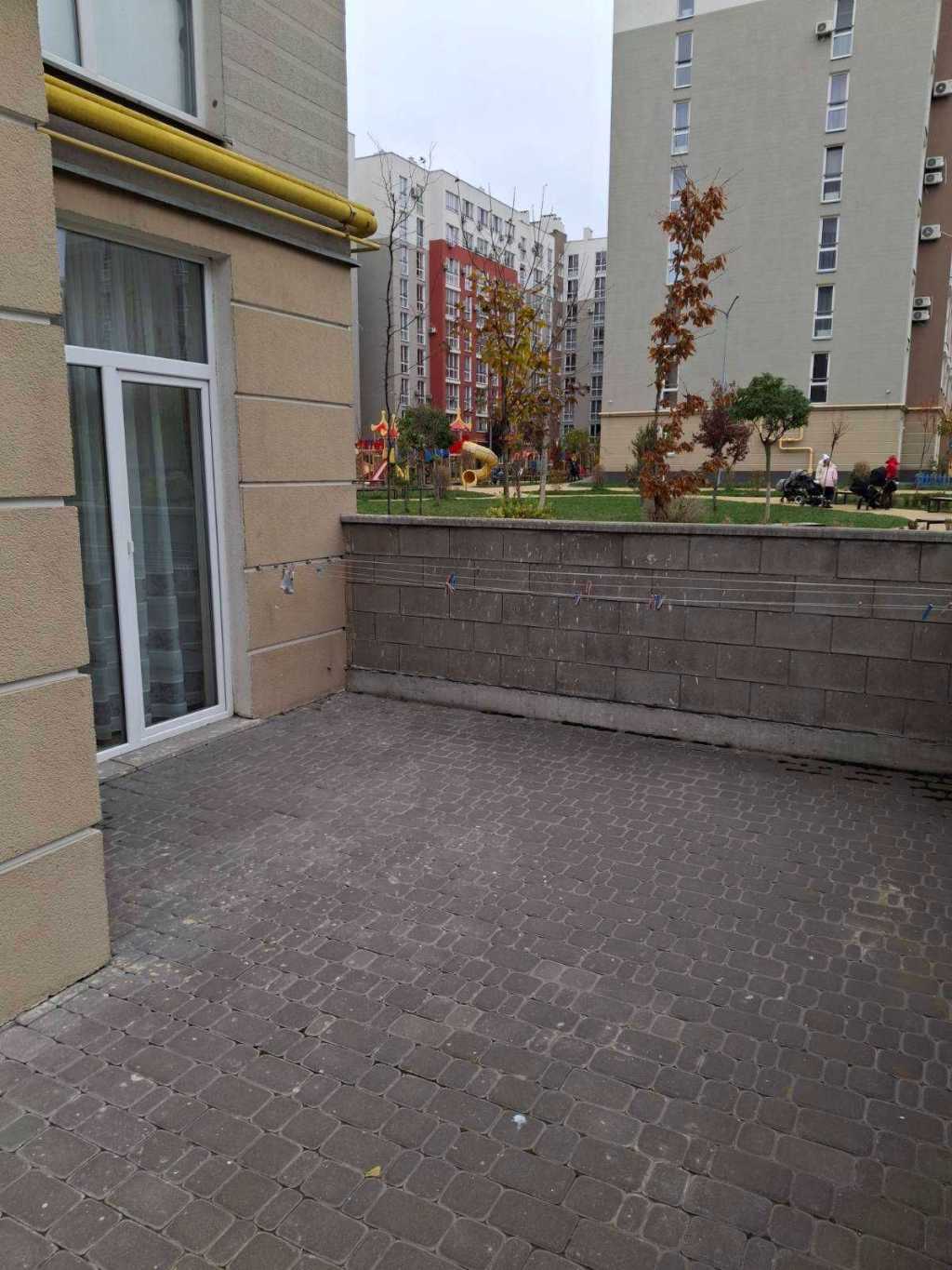 Продаж 2-кімнатної квартири 67.3 м², Декабристів вул., 151