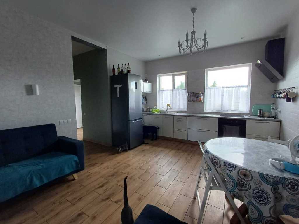Продаж будинку 113 м², Погреби