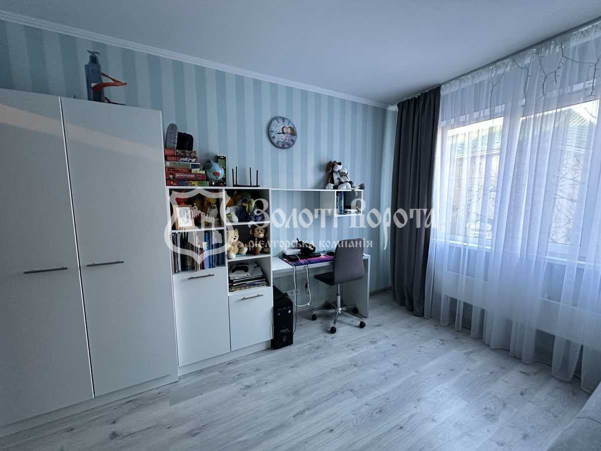 Продажа 3-комнатной квартиры 72 м², Мира ул., 16