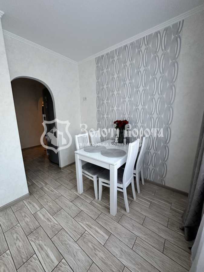 Продажа 3-комнатной квартиры 72 м², Мира ул., 16