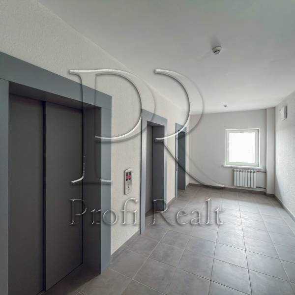 Продаж 3-кімнатної квартири 99 м², Микільсько-Слобідська вул., 15