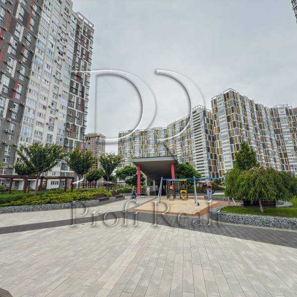 Продаж 3-кімнатної квартири 99 м², Микільсько-Слобідська вул., 15