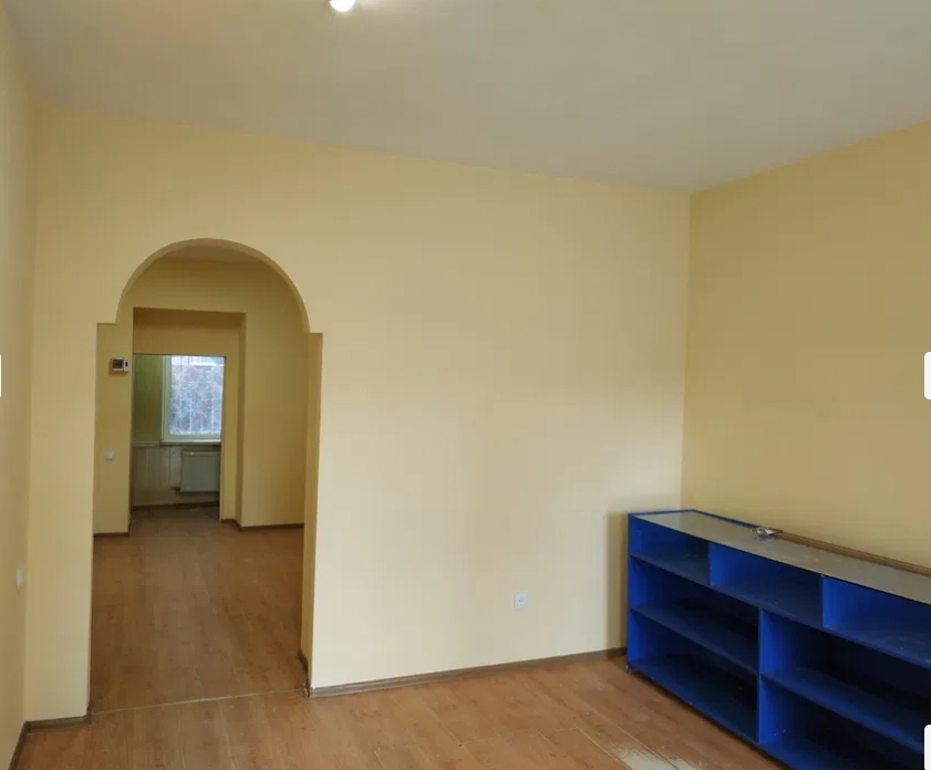 Оренда приміщення вільного призначення 40 м², Хмельницкого Богдана вул.