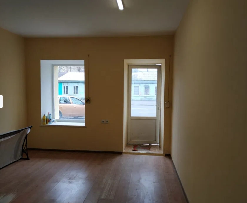 Оренда приміщення вільного призначення 40 м², Хмельницкого Богдана вул.