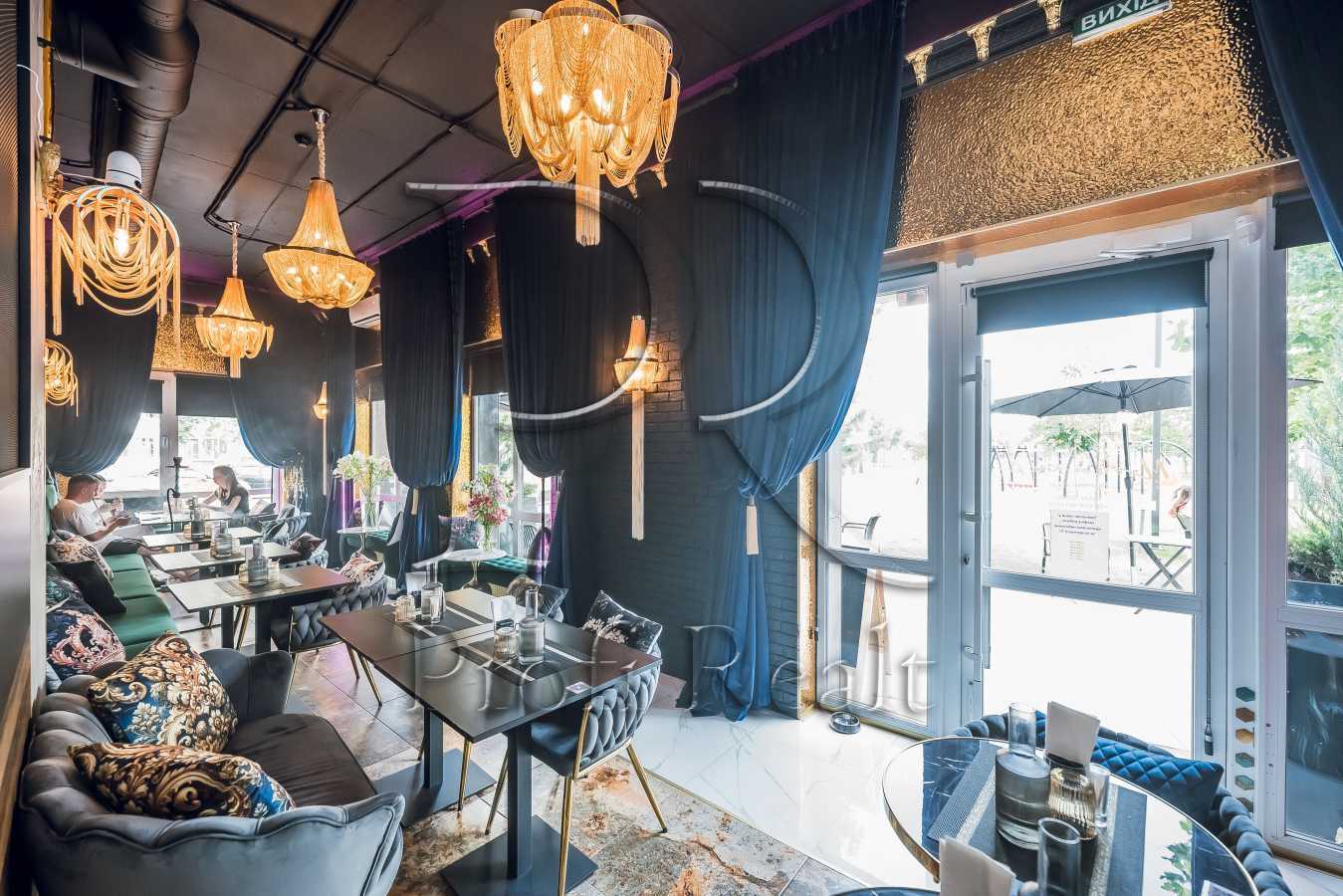 Продаж комерції 47 м², Панорамна вулиця, 2Б