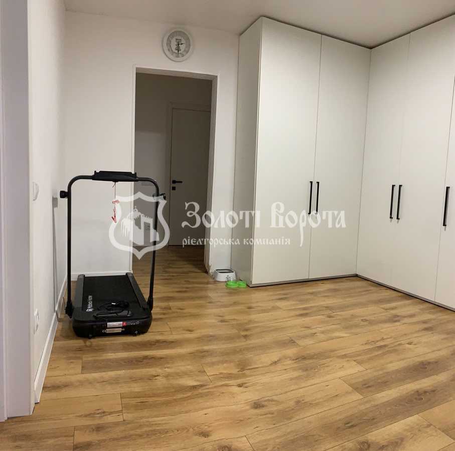 Продаж 2-кімнатної квартири 73.1 м², Ревуцького вул., 54