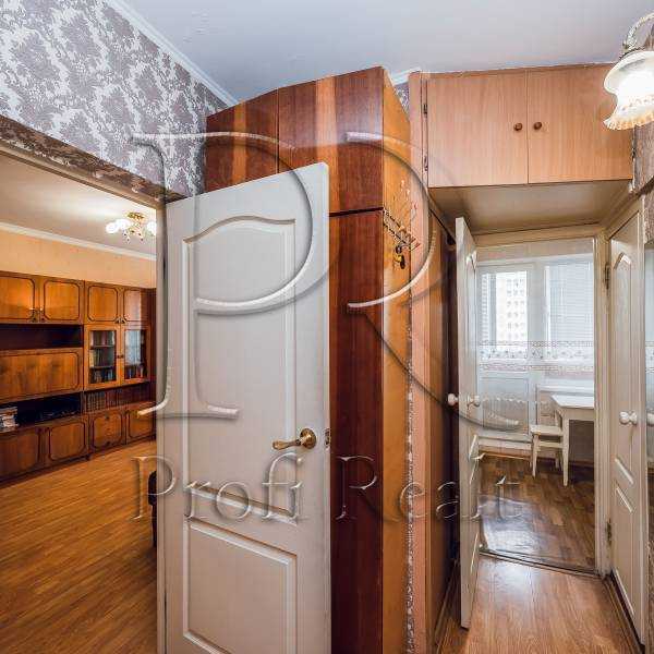 Продаж 1-кімнатної квартири 38 м², Булгакова вул., 8А
