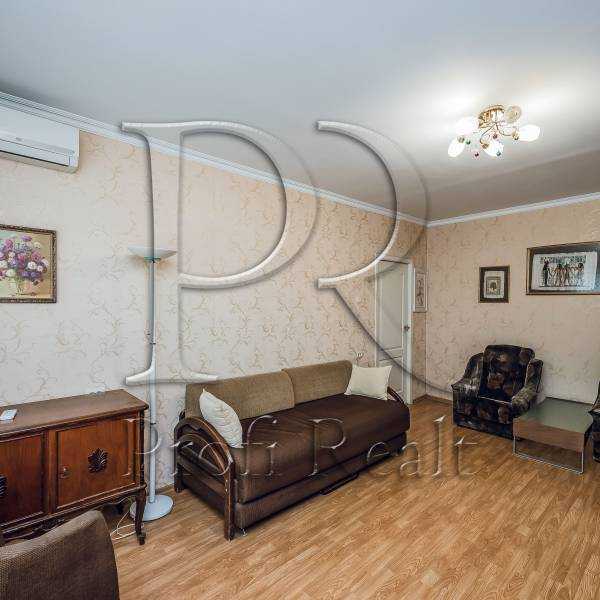 Продаж 1-кімнатної квартири 38 м², Булгакова вул., 8А