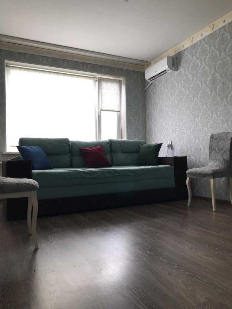 Продажа 3-комнатной квартиры 58.2 м², Милютенко ул., 11