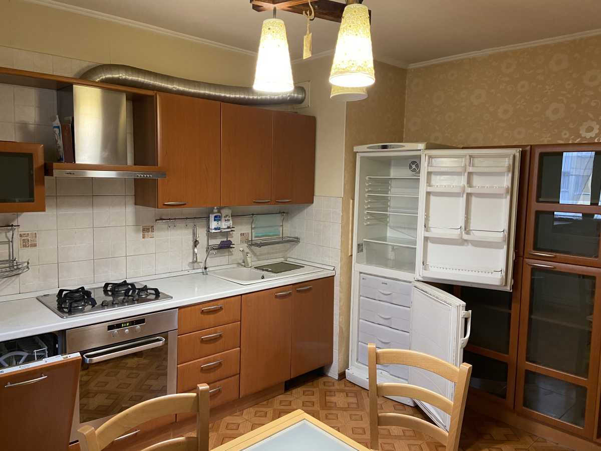 Продаж 3-кімнатної квартири 76 м², Кадетський Гай вул., 11