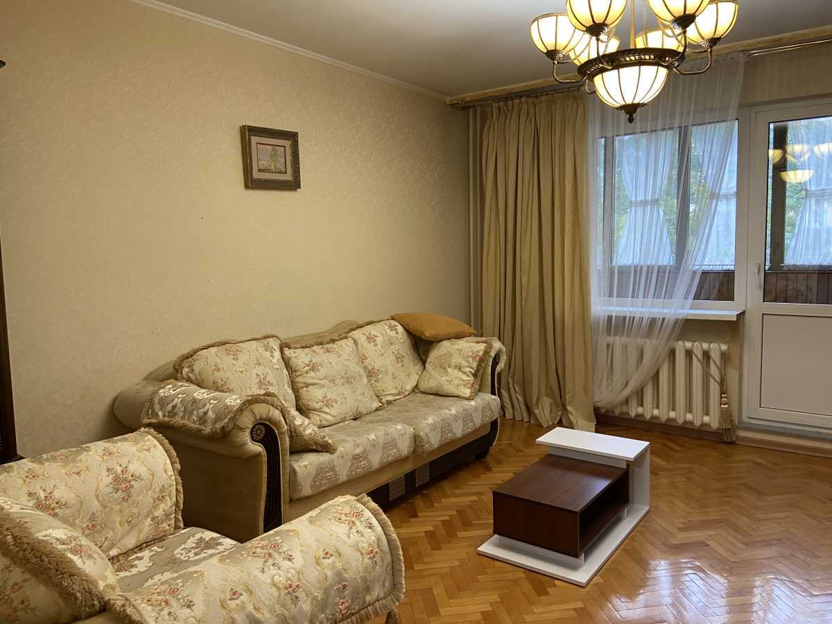 Продаж 3-кімнатної квартири 76 м², Кадетський Гай вул., 11