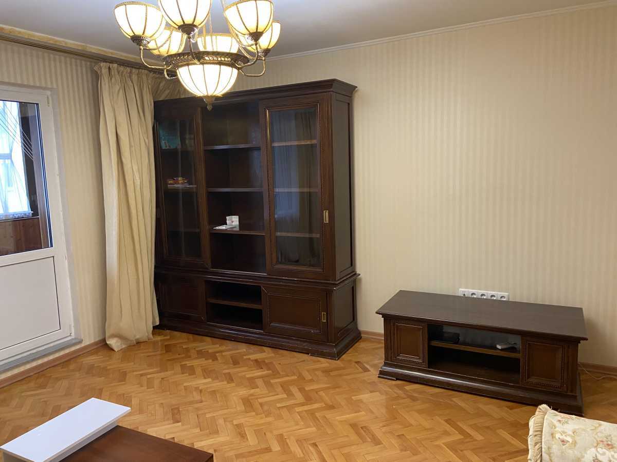 Продаж 3-кімнатної квартири 76 м², Кадетський Гай вул., 11