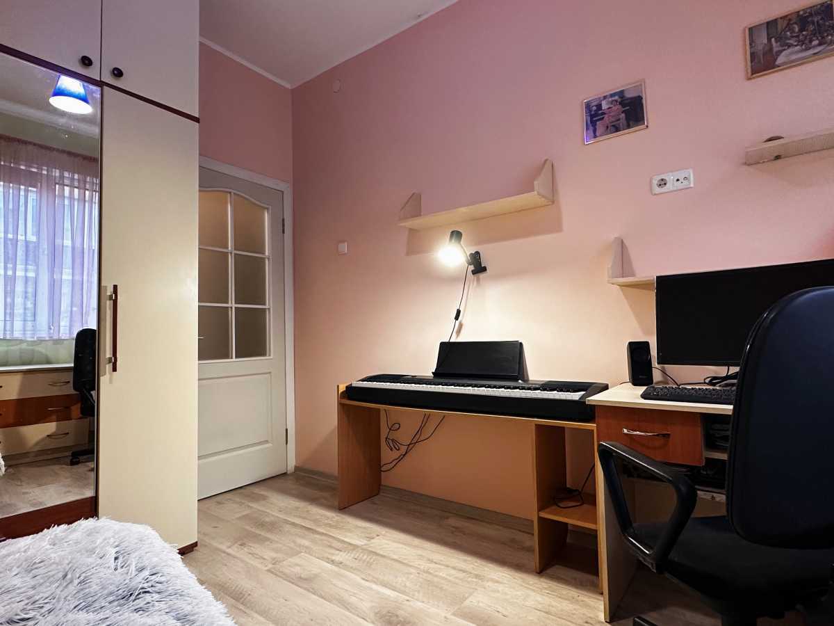Продажа 1-комнатной квартиры 34 м², Грушевского ул.
