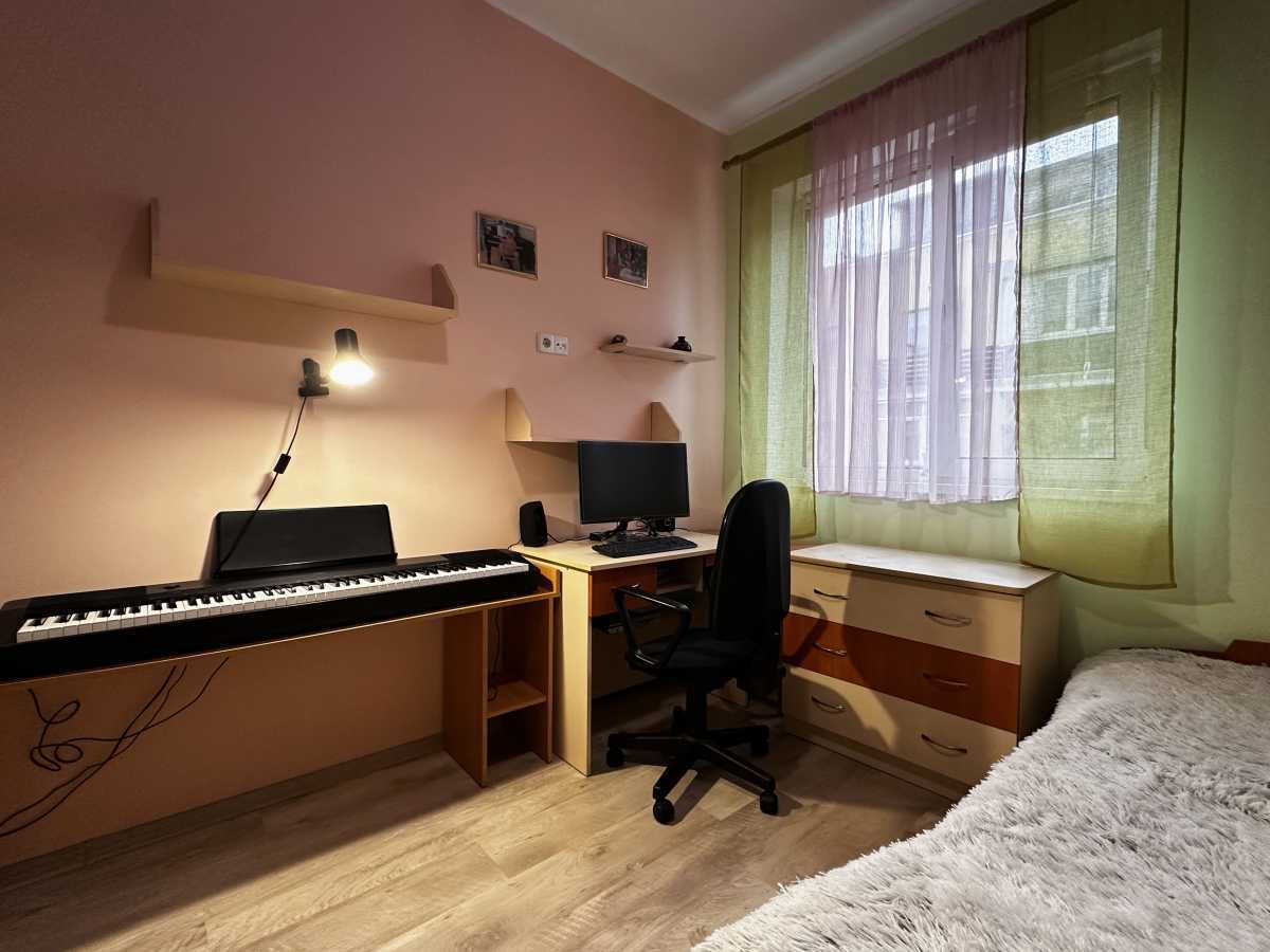 Продажа 1-комнатной квартиры 34 м², Грушевского ул.