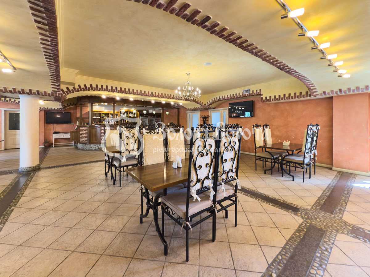 Продажа гостиничного комплекса 2500 м², Белогородская ул., 68б
