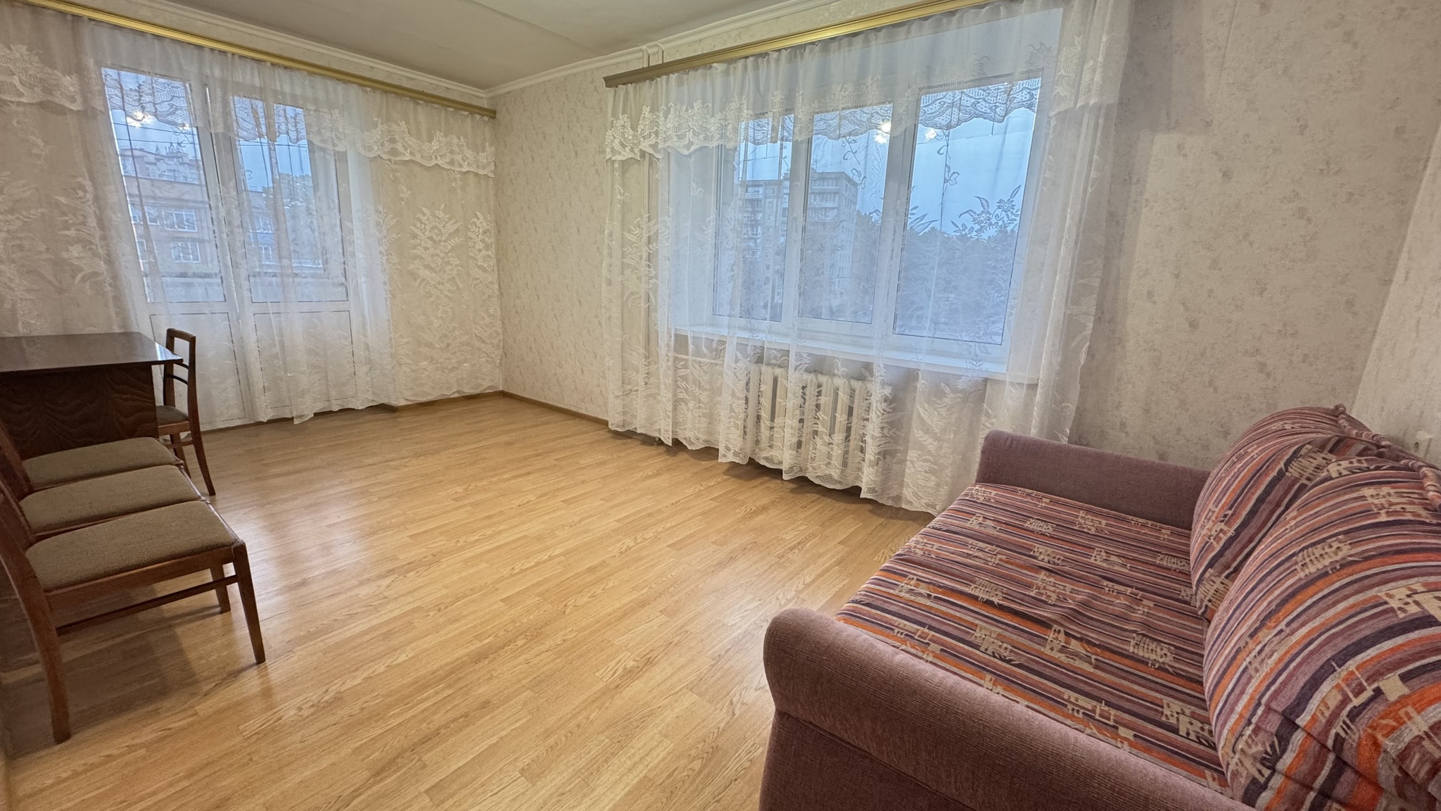 Продаж 2-кімнатної квартири 48 м²