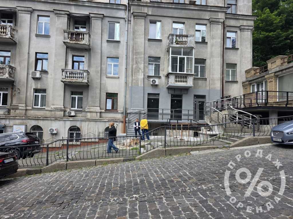 Оренда іншого торгівельного приміщення 110 м², Шовковична вул., 38