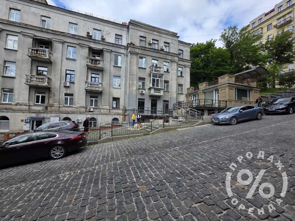 Оренда іншого торгівельного приміщення 110 м², Шовковична вул., 38