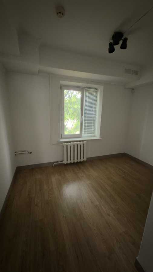 Продажа другого торгового помещения 110 м², Александра Мишуги ул., 1/4