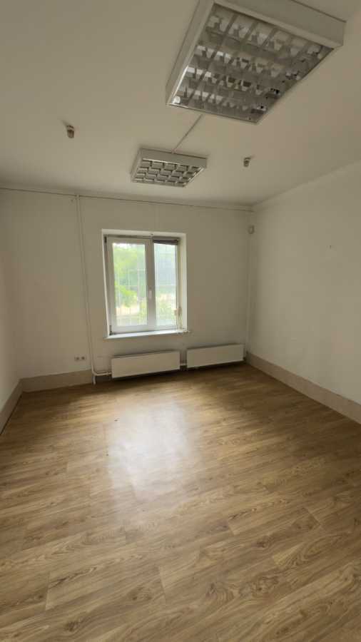 Продажа другого торгового помещения 110 м², Александра Мишуги ул., 1/4