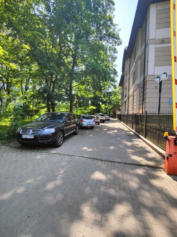 Продажа участка под индивидуальное жилое строительство 19.95 соток, Михаила Котельникова ул.