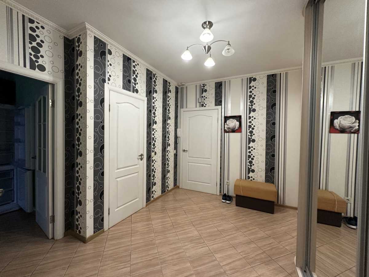 Оренда 1-кімнатної квартири 555 м², Кадетський Гай вул., 6