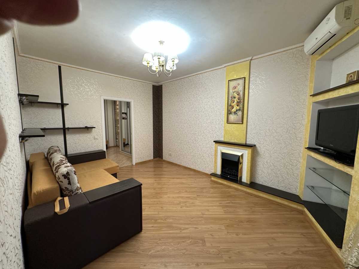 Оренда 1-кімнатної квартири 555 м², Кадетський Гай вул., 6