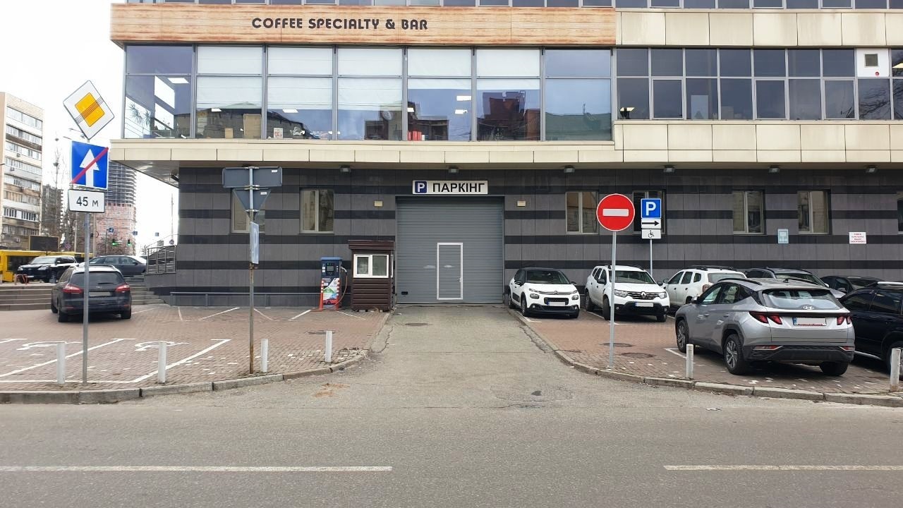 Оренда офісу 265.7 м², Володимира Антоновича вул., 172