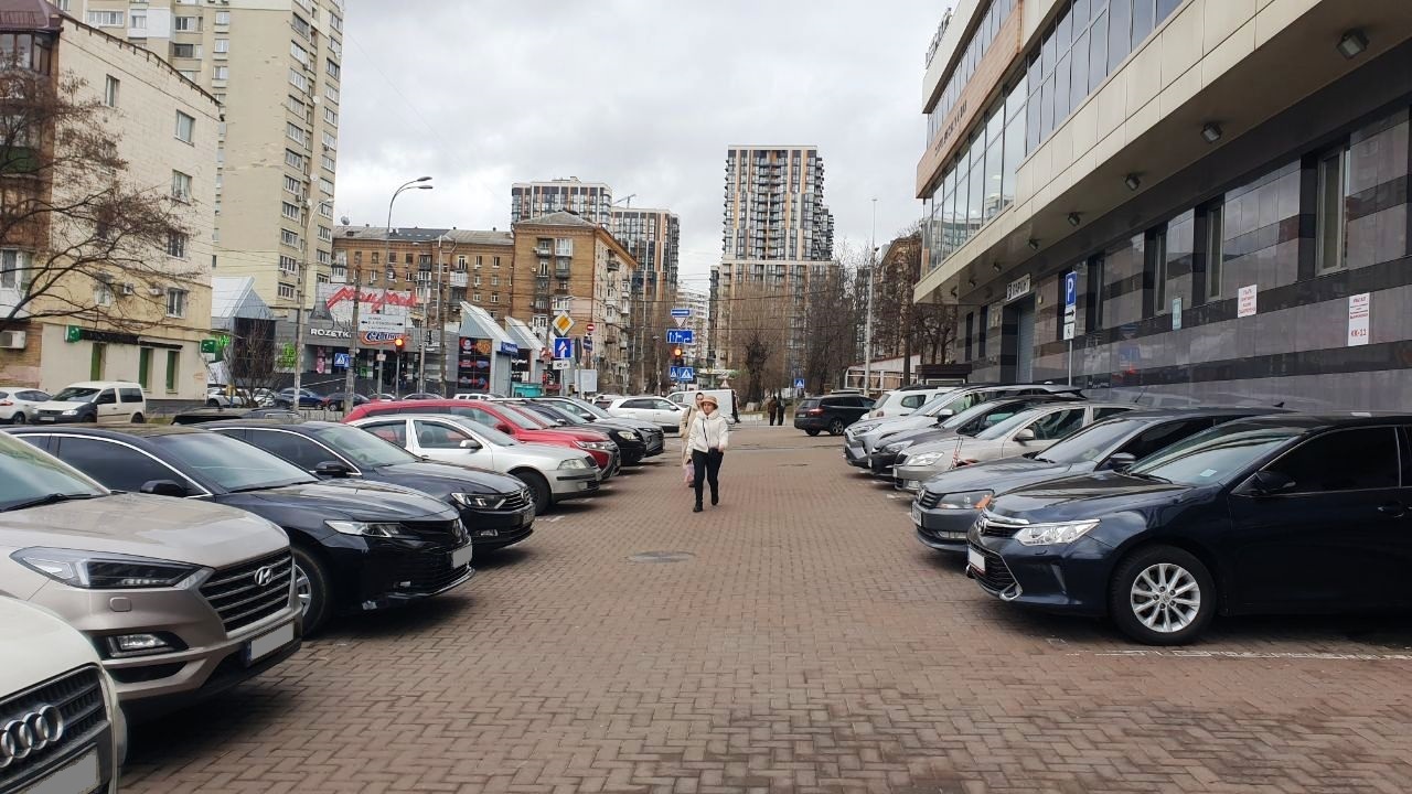 Оренда офісу 265.7 м², Володимира Антоновича вул., 172
