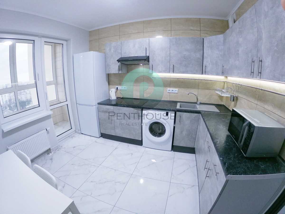 Оренда 1-кімнатної квартири 51 м², Краківська вул., 27А