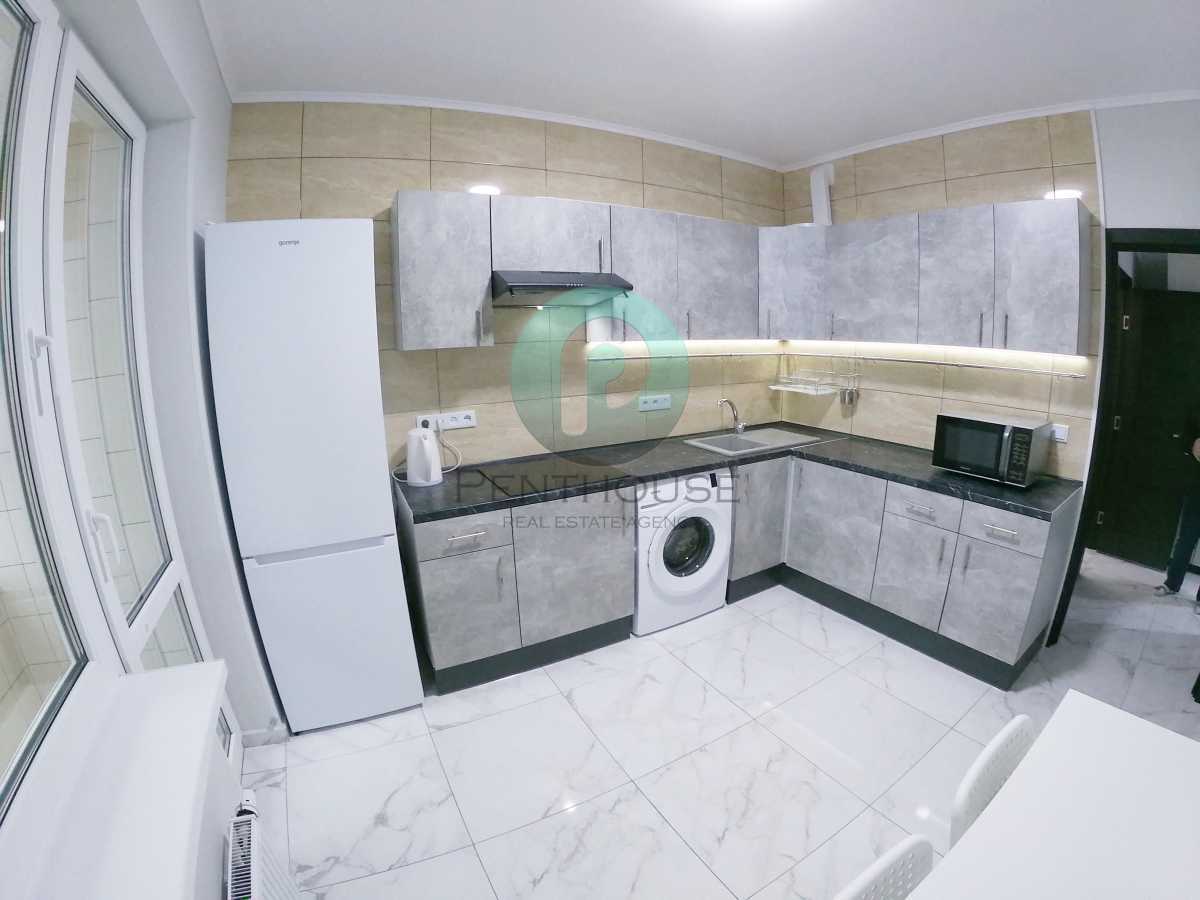 Оренда 1-кімнатної квартири 51 м², Краківська вул., 27А