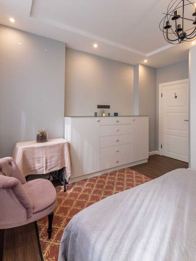 Продажа 3-комнатной квартиры 110 м², Михаила Донца ул., Ломоносова, 48