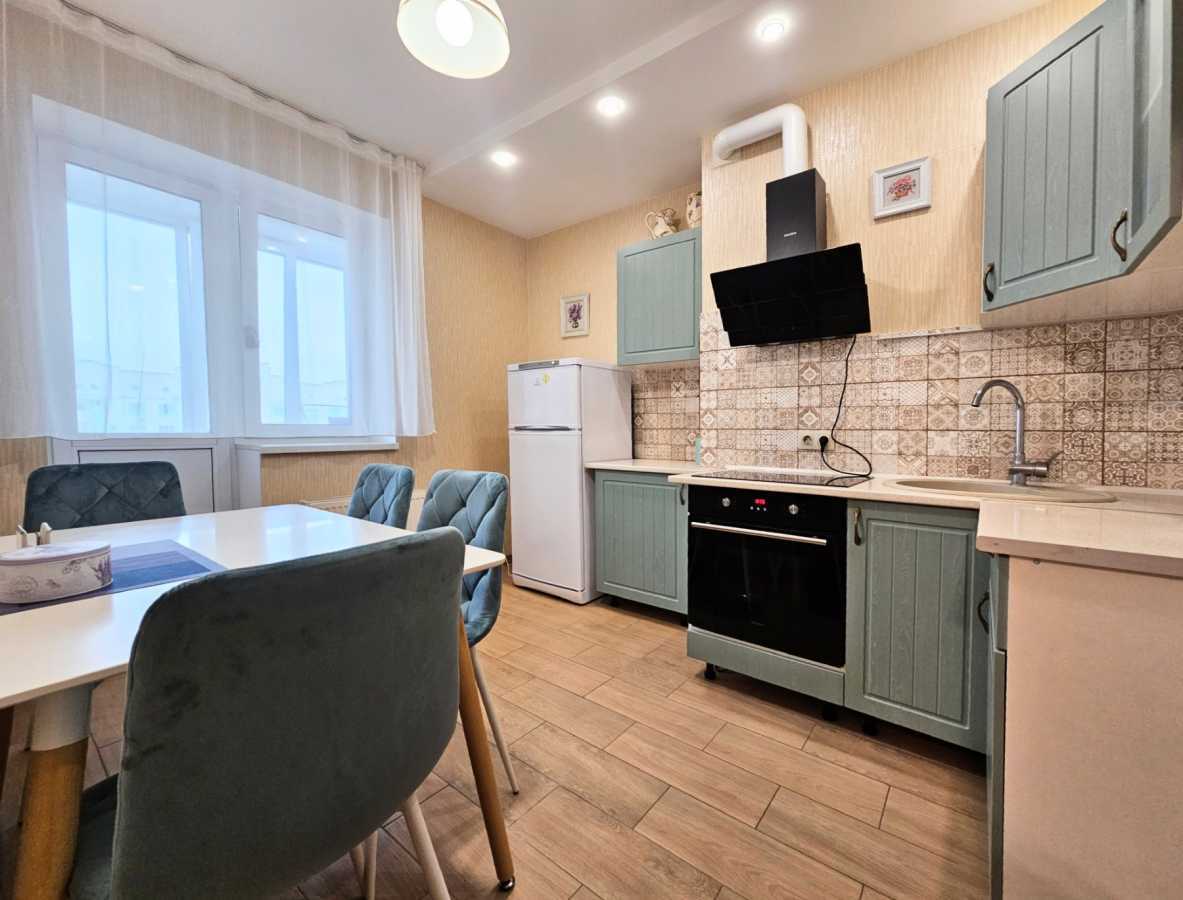Продаж 1-кімнатної квартири 46 м², Чубинського вул., 4