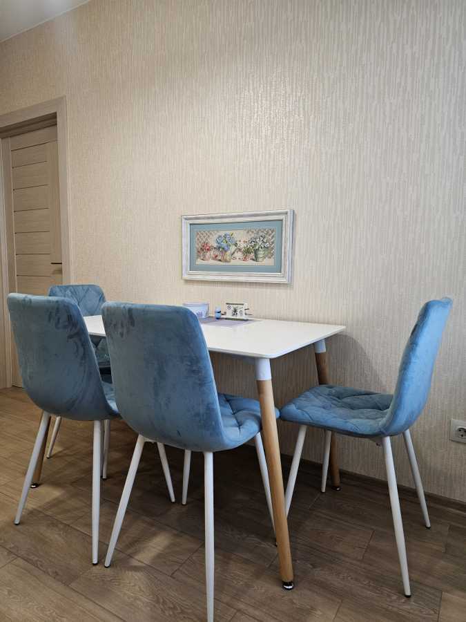 Продаж 1-кімнатної квартири 46 м², Чубинського вул., 4