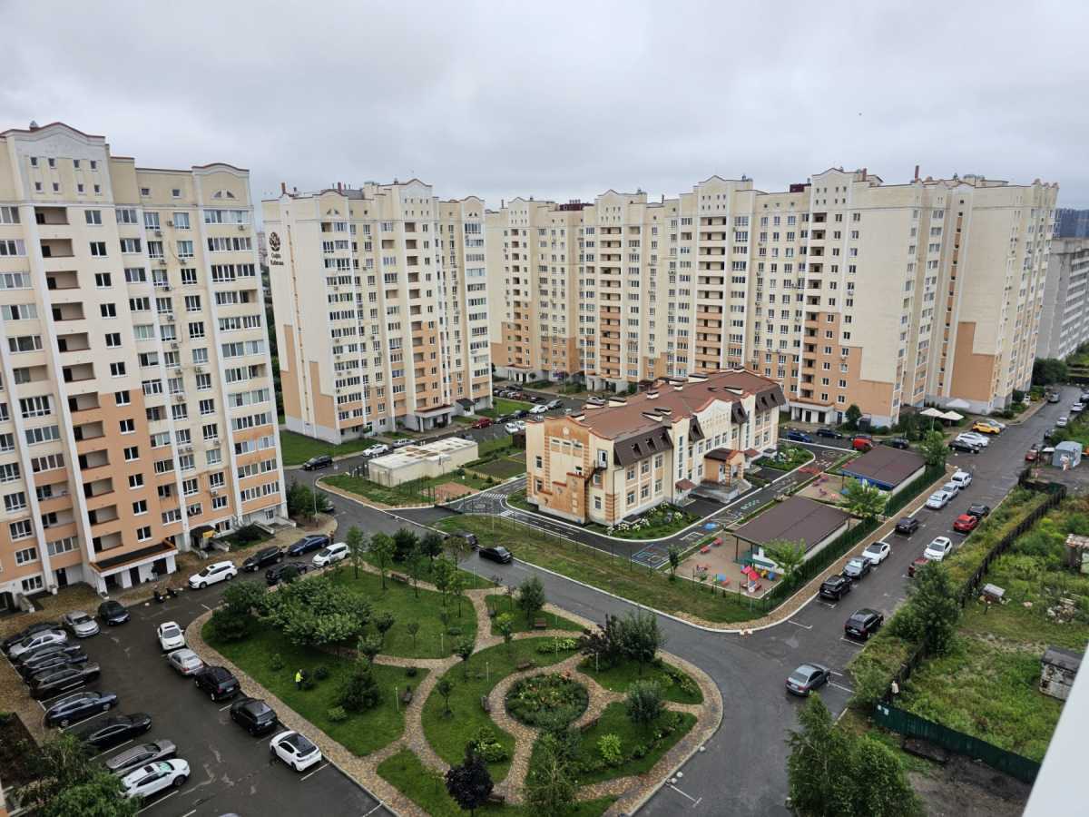 Продаж 1-кімнатної квартири 46 м², Чубинського вул., 4