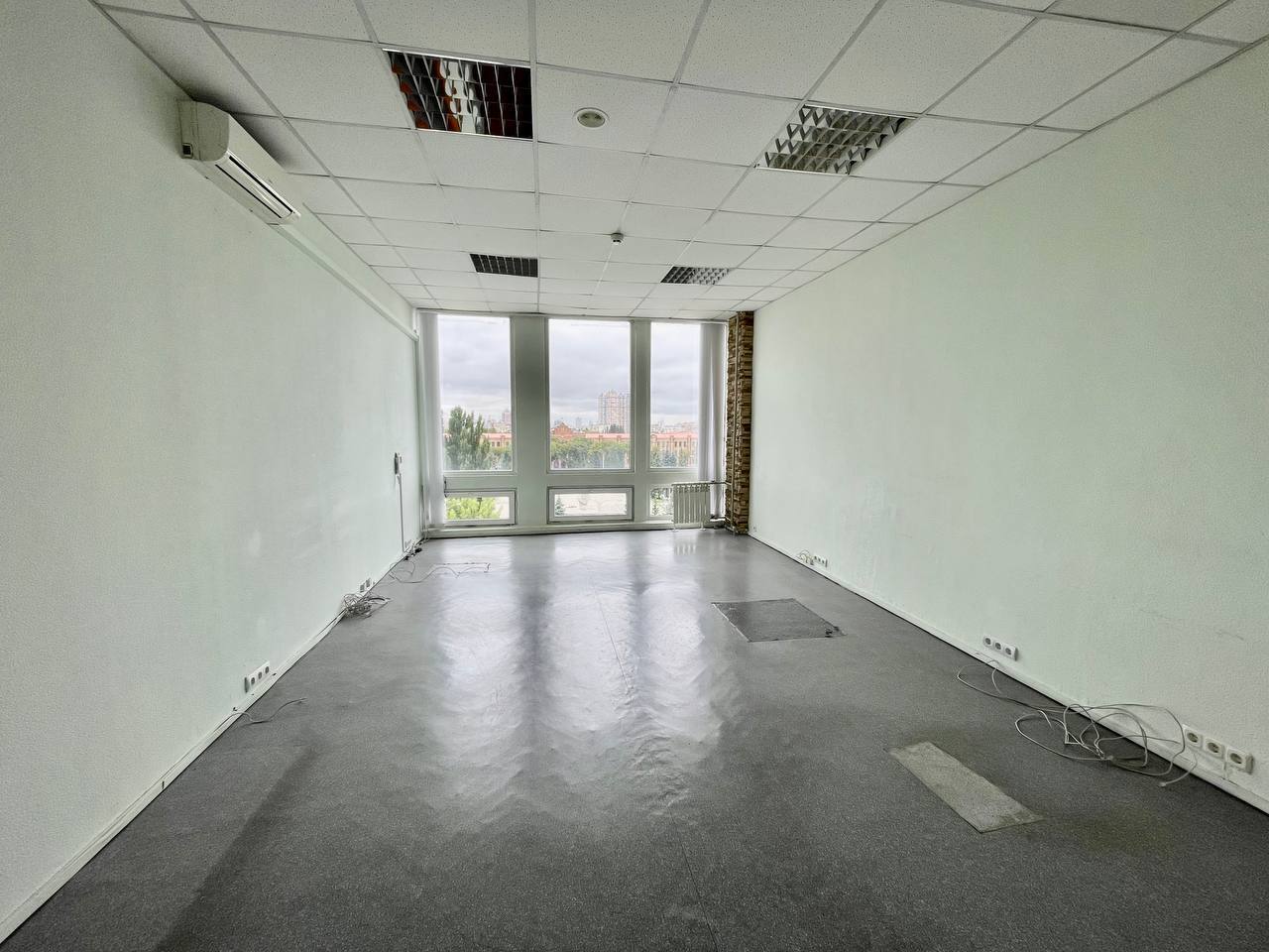 Аренда офиса 39.4 м², Соломенская пл., 2