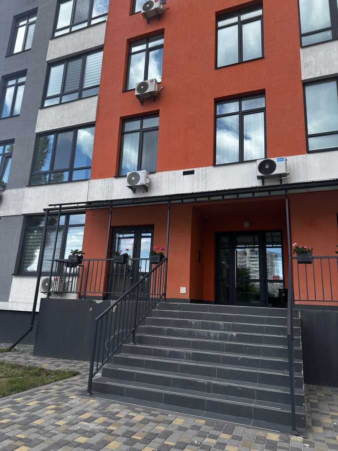 Оренда 2-кімнатної квартири 50 м², Миколи Гулака вул., 2А
